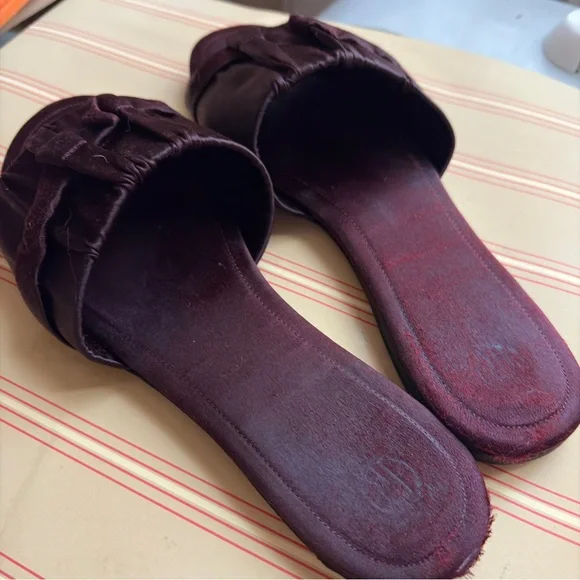 🥀 The Row Oxblood Satin "Ellen" Slide Sandals Sz EU 37.5 / US 7 🥀 - Picture 2 of 12